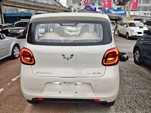 Wuling Hongguang Mini EV — Фото автомобиля 5