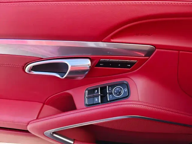 Porsche 718 — Фото автомобиля 5