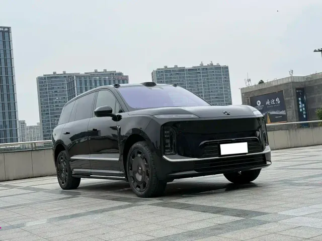 Nio ES9 — Фото автомобиля 3
