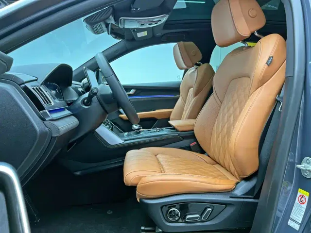 BYD Tang — Фото автомобиля 16