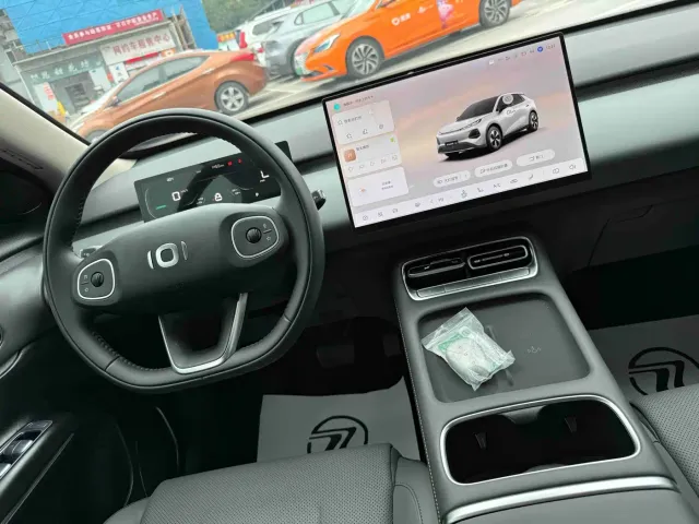 Changan Qiyuan Q05 — Фото автомобиля 6