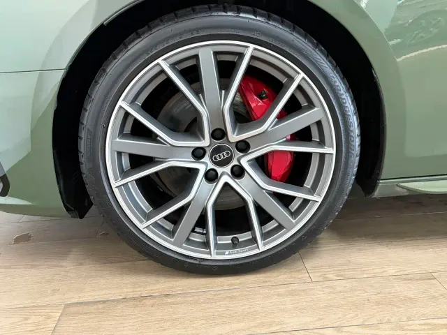 Audi S4 — Фото автомобиля 15