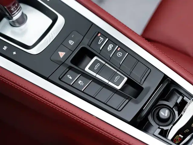 Porsche 718 — Фото автомобиля 23