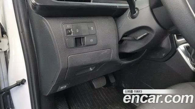 Hyundai Staria — Фото автомобиля 24