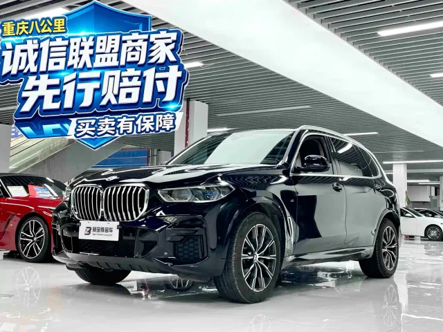 Фотография автомобиля — BMW X5