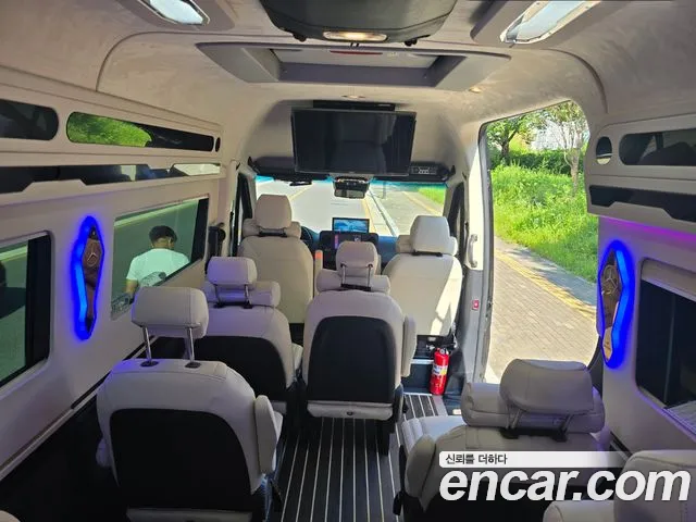 Mercedes-Benz Sprinter — Фото автомобиля 13