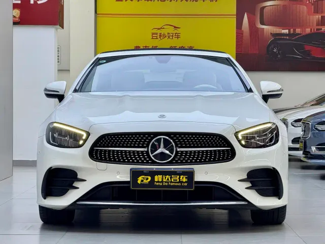 Mercedes-Benz E-Class — Фото автомобиля 3