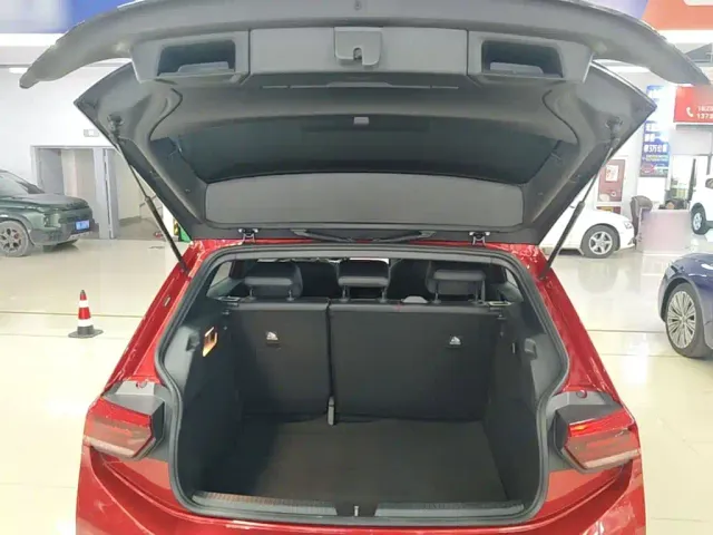 Volkswagen ID.3 — Фото автомобиля 18