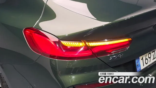 BMW 8 Series G15 — Фото автомобиля 22