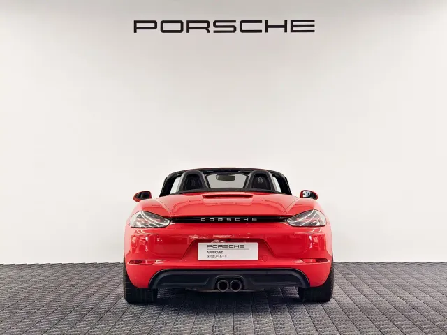 Porsche 718 — Фото автомобиля 6