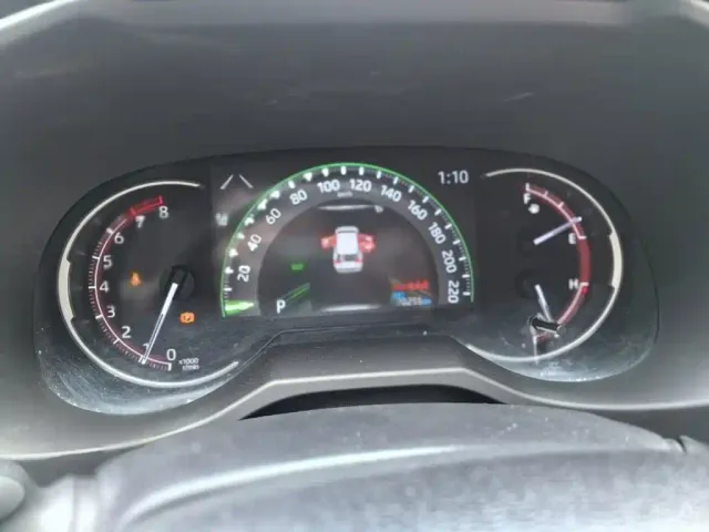 Toyota RAV4 — Фото автомобиля 14
