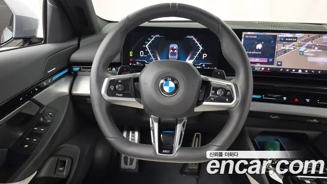BMW 5 Series G60 — Фото автомобиля 13
