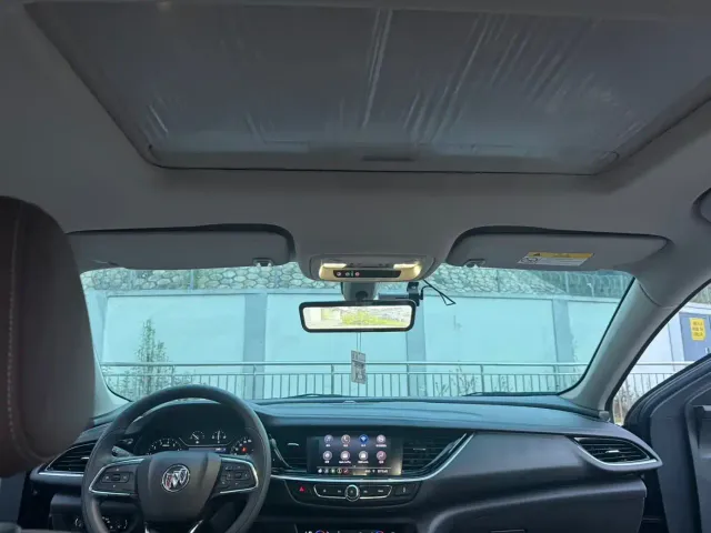 Buick Regal — Фото автомобиля 10