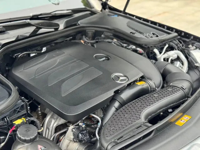 Mercedes-Benz E-Class — Фото автомобиля 22