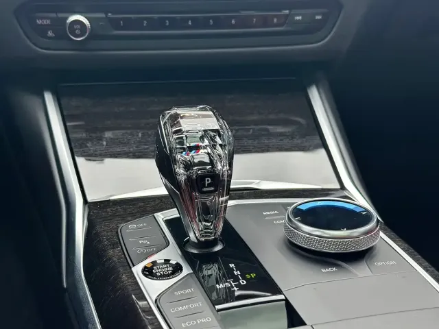 BMW 3 Series — Фото автомобиля 12