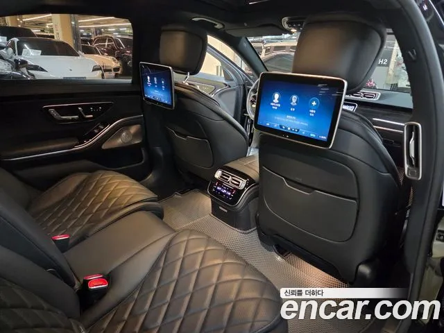 Mercedes-Benz S-Class — Фото автомобиля 16