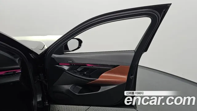 BMW i5 G60 — Фото автомобиля 13