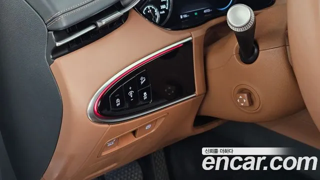 Genesis GV70 2.5T Бензин 2WD — Фото автомобиля 14