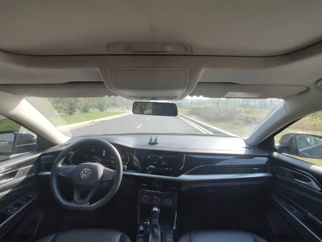 Volkswagen Passat — Фото автомобиля 8