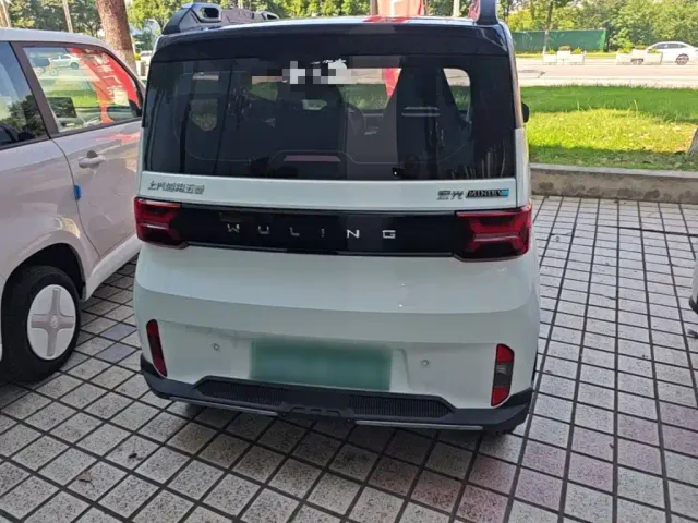 Wuling Hongguang Mini EV — Фото автомобиля 5