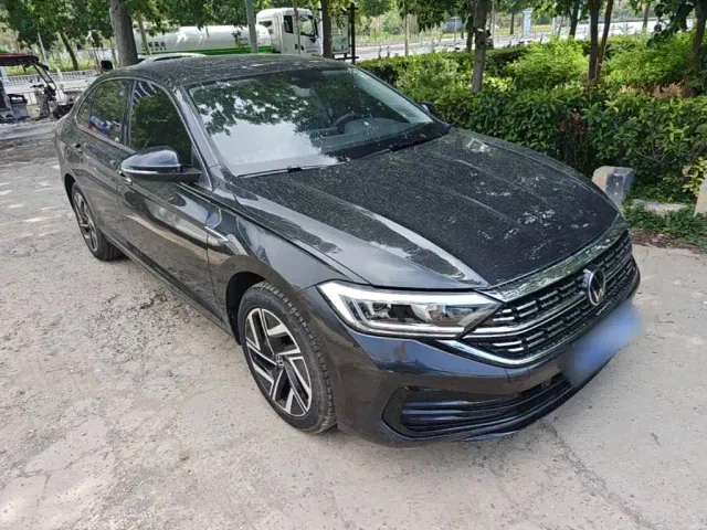 Volkswagen Sagitar — Фото автомобиля 3