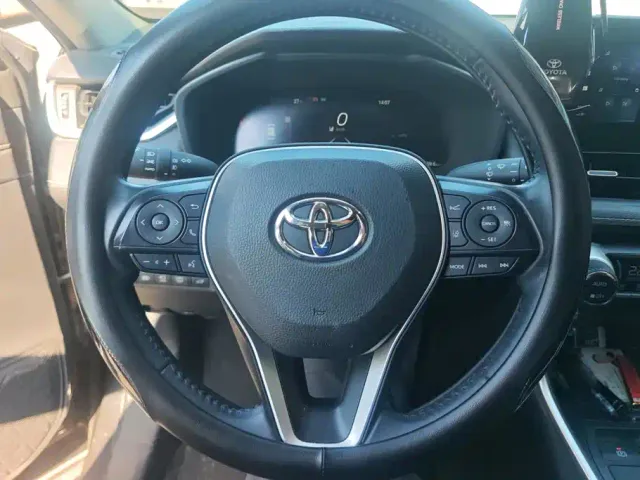 Toyota Wildlander — Фото автомобиля 15