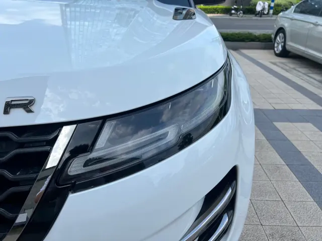 Land Rover Range Rover Evoque — Фото автомобиля 4
