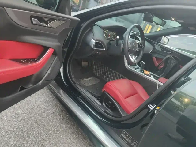 Jaguar Jaguar XEL 2021 2.0T 250PS R-DYNAMIC S Progressive Sport Edition — Фото автомобиля 20