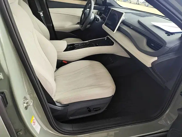 BYD Seal 06 GT — Фото автомобиля 24