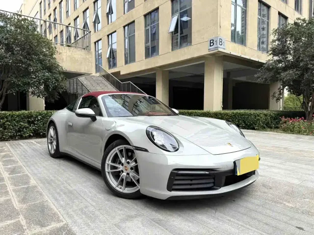 Porsche 911 — Фото автомобиля 2
