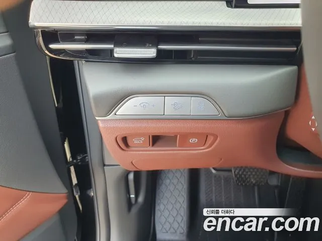 Genesis GV80 — Фото автомобиля 18