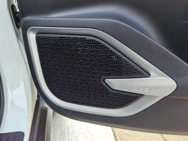 Geely Vision X6 — Фото автомобиля 20