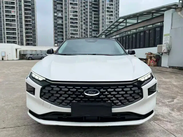 Ford Mondeo — Фото автомобиля 2