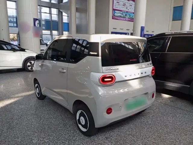 Wuling Hongguang Mini EV — Фото автомобиля 4
