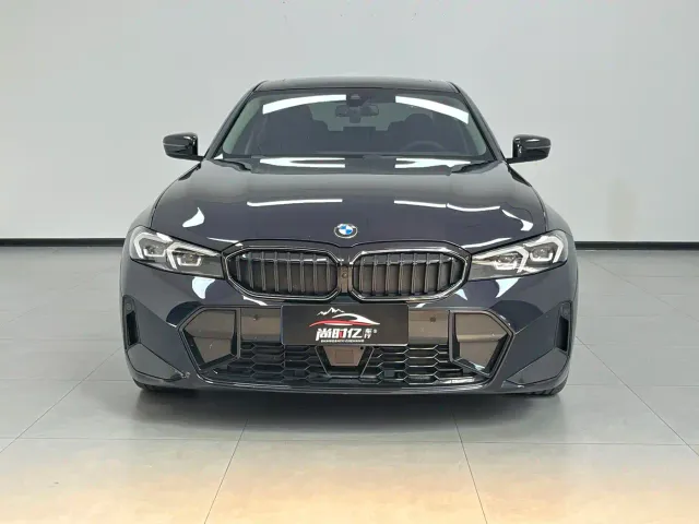 BMW 3 Series — Фото автомобиля 2