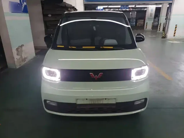 Wuling Hongguang Mini EV — Фото автомобиля 2