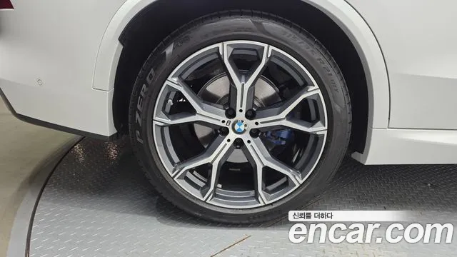 BMW X5 xDrive 40i M Sport — Фото автомобиля 5