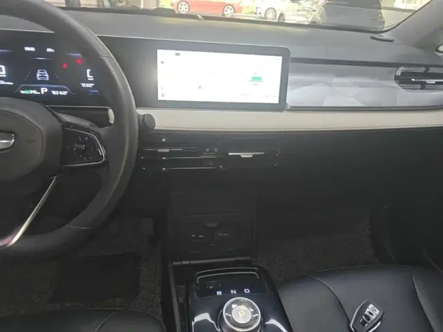Geely Geometry E Firefly — Фото автомобиля 8