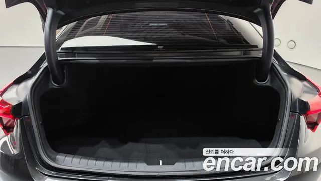 Kia K8 Hybrid — Фото автомобиля 23