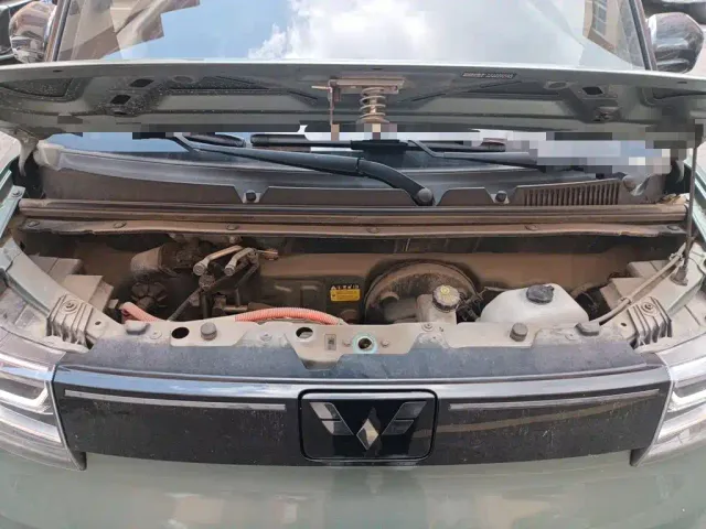 Wuling Hongguang Mini EV — Фото автомобиля 10