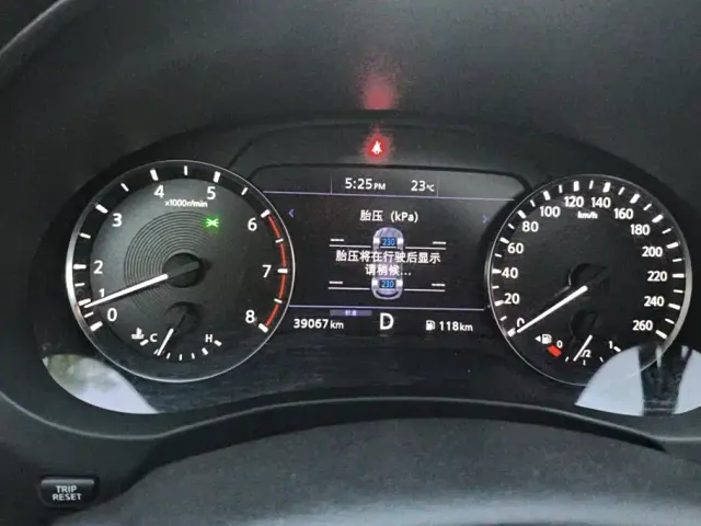 Infiniti QX50 — Фото автомобиля 14