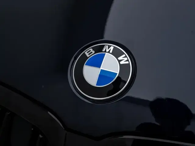 BMW 3 Series — Фото автомобиля 16