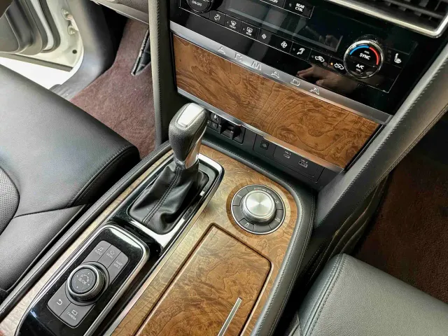Nissan Patrol — Фото автомобиля 13