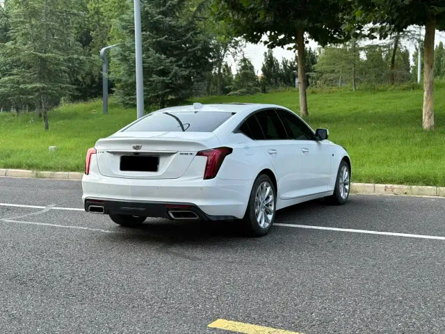 Cadillac CT5 — Фото автомобиля 4