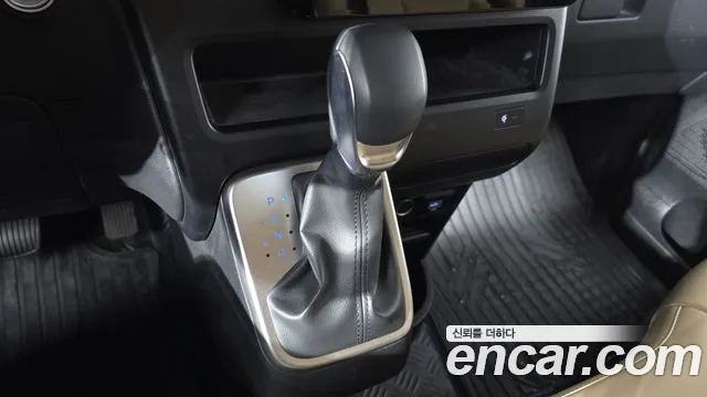 Hyundai Staria — Фото автомобиля 9