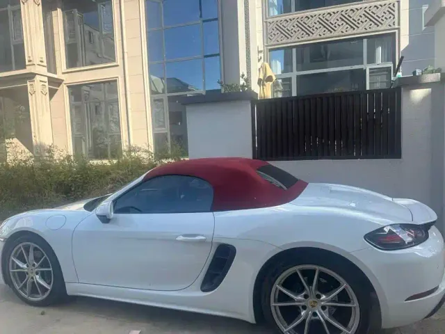 Porsche 718 — Фото автомобиля 6