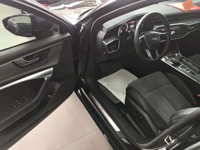 Audi A6L — Фото автомобиля 15