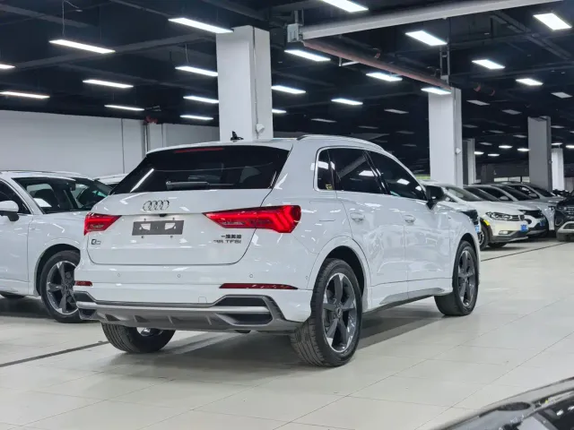 Audi Q3 — Фото автомобиля 26