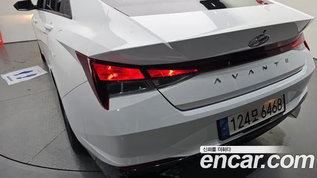 Hyundai AVANTE Avante (CN7) — Фото автомобиля 23