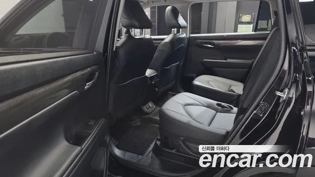 Toyota Highlander 4th Gen — Фото автомобиля 16